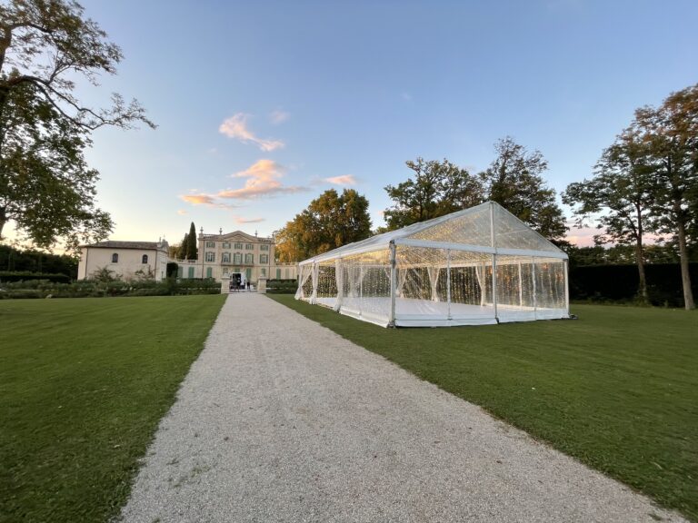 Château de Tourreau Sarrians - Chapiteau Ciel Étoilé Tente Extérieur